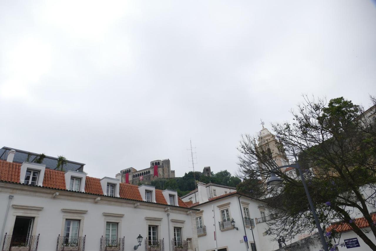 Guest House Eca - Centro Historico Leiria Exteriör bild