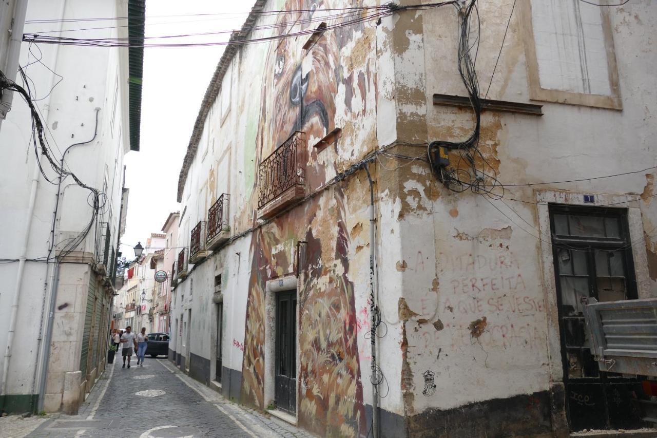 Guest House Eca - Centro Historico Leiria Exteriör bild